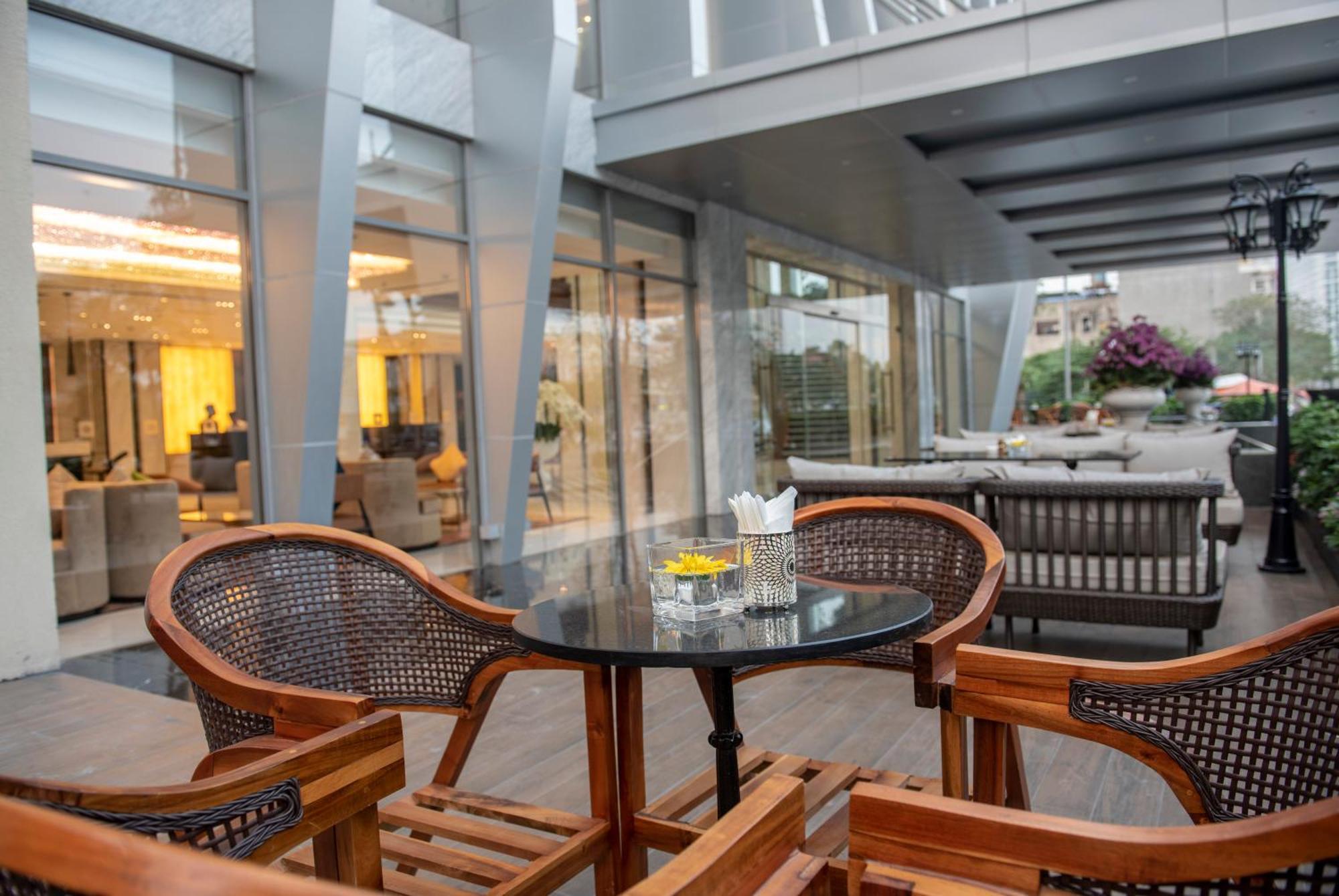 Wyndham Garden Hanoi Exterior photo