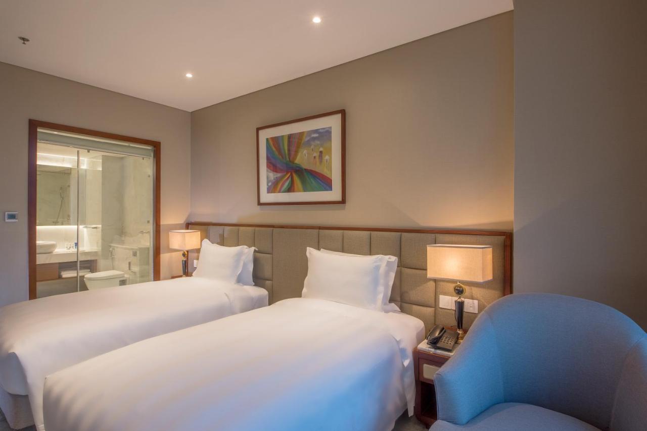 Wyndham Garden Hanoi Exterior photo