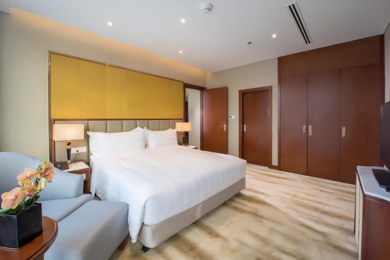 Wyndham Garden Hanoi Exterior photo